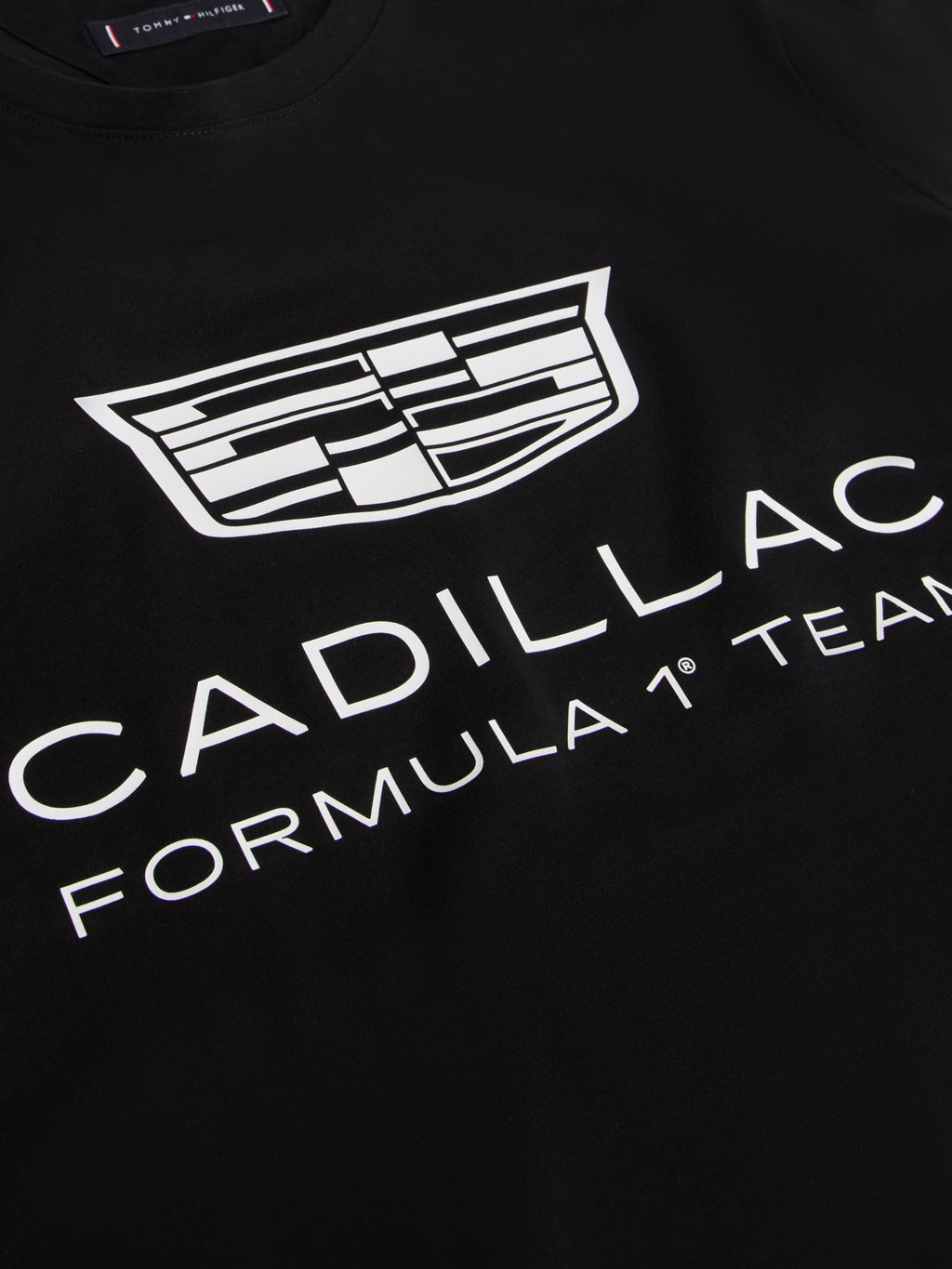 Tommy Hilfiger Formula 1 Mens Tommy X Cadillac F1® Team Crest T-Shirt